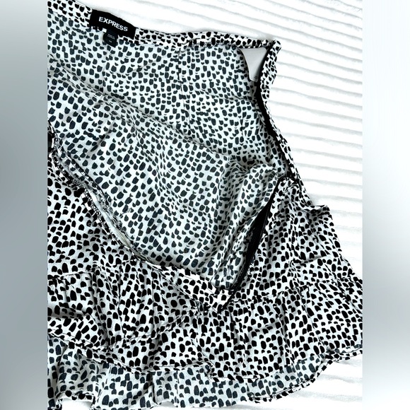 Express | Black & White Dotted Ruffled Wrap Mini Skirt with Tie - Picture 8 of 8
